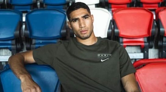 كوره الأن |حكيمي: “الصلاة وتعاليم ديني هم من منحوني القوة والسكينة في مسيرتي الكروية”