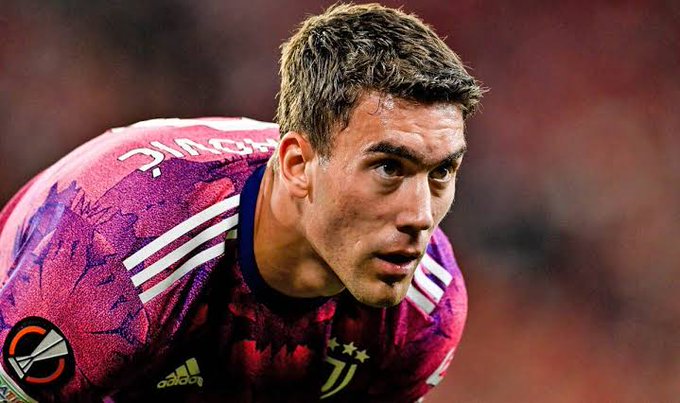 كوره الأن |برشلونة يعيد فتح ملف فلاهوفيتش لخلافة ليفاندوفسكي مع اقتراب نهاية عقد الأخير