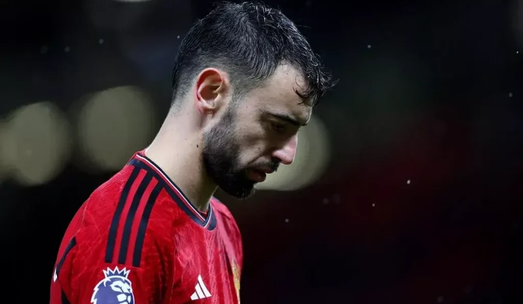 كوره الأن |برونو فرنانديز يغيب عن تدريبات مانشستر يونايتد قبل مواجهة ليفربول