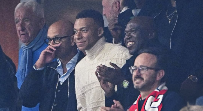 كوره الأن |لحظة مؤثرة بين مبابي وشقيقه خلال تعادل ليل مع باريس سان جيرمان