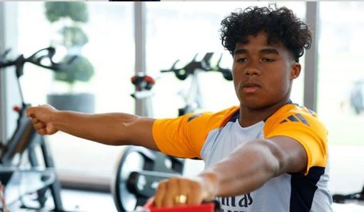 كوره الأن |إندريك يختار الإعارة للحصول علي دقائق اللعب وتهيئة نفسه لكأس العالم 2026