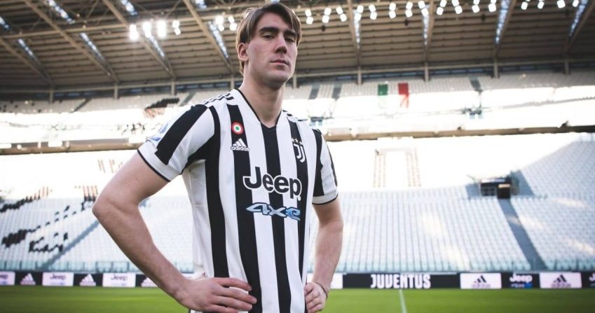 كوره الأن |برشلونة وأتلتيكو مدريد يدخلان في حرب لضم فلاهوفيتش من يوفنتوس