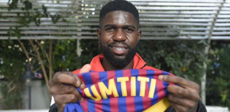 كوره الأن |صامويل أومتيتي يكشف التفاصيل المأساوية التي أنهت مسيرته الذهبية مع برشلونة