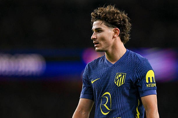 كوره الأن |رئيس أتلتيكو مدريد يوجه رسالة شديدة اللهجة لبرشلونة بشأن “العنكبوت” ألفاريز