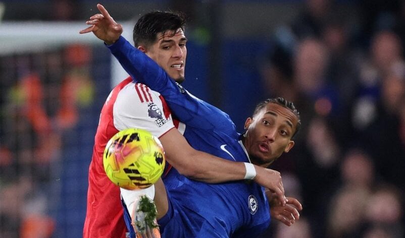 كوره الأن |تشيلسي “المنقوص” يحرج المتصدر وآرسنال يكتفي بنقطة في الدوري الإنجليزي