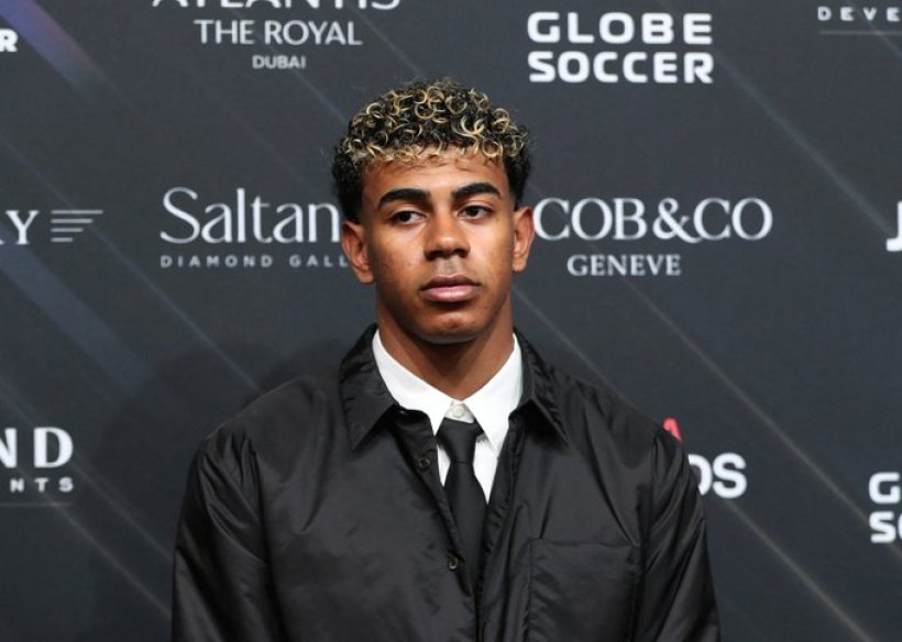 كوره الأن |لامين يامال يتوج بجائزة أفضل لاعب شاب في حفل غلوب سوكر