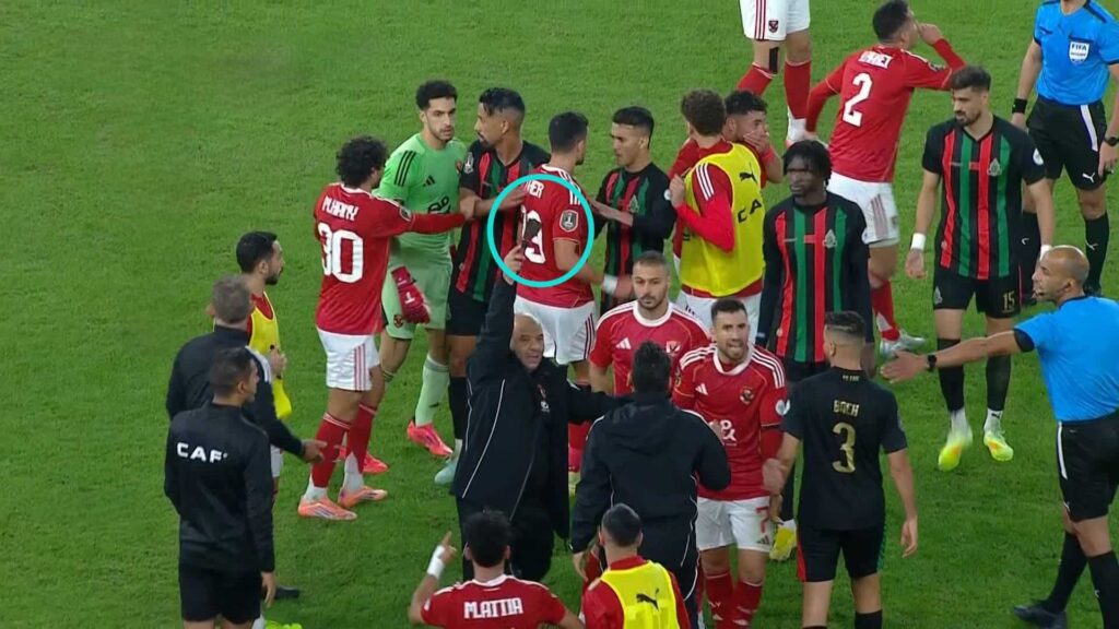 كوره الأن |الكاف يضرب بيد من حديد ويُعاقب الجيش الملكي بسبب أحداث قمة الأهلي