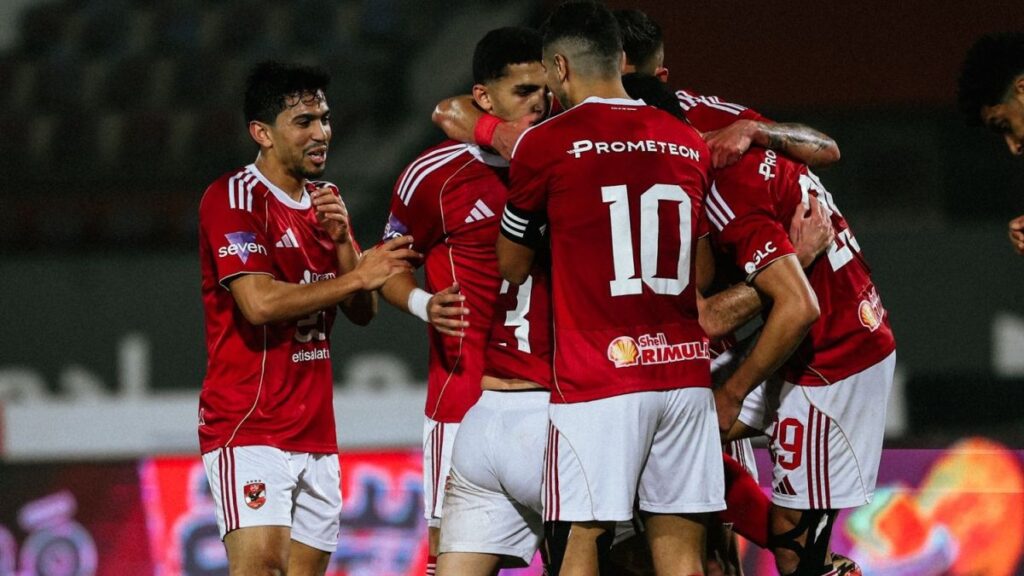 كوره الأن |كيف أنقذ مدير الكرة بالأهلي علاقة بن رمضان بالفريق مستعيناً بـ “زيزو وبن شرقي”؟