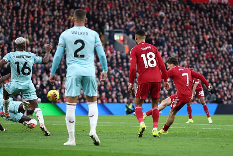 كوره الأن |بيرنلي يفرض تعادلاً درامياً على ليفربول ويعرقل مسيرته في البريميرليج