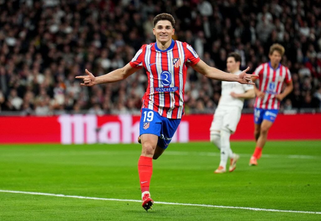 كوره الأن |برشلونة يصطدم بشروط تعجيزية لضم جوليان ألفاريز