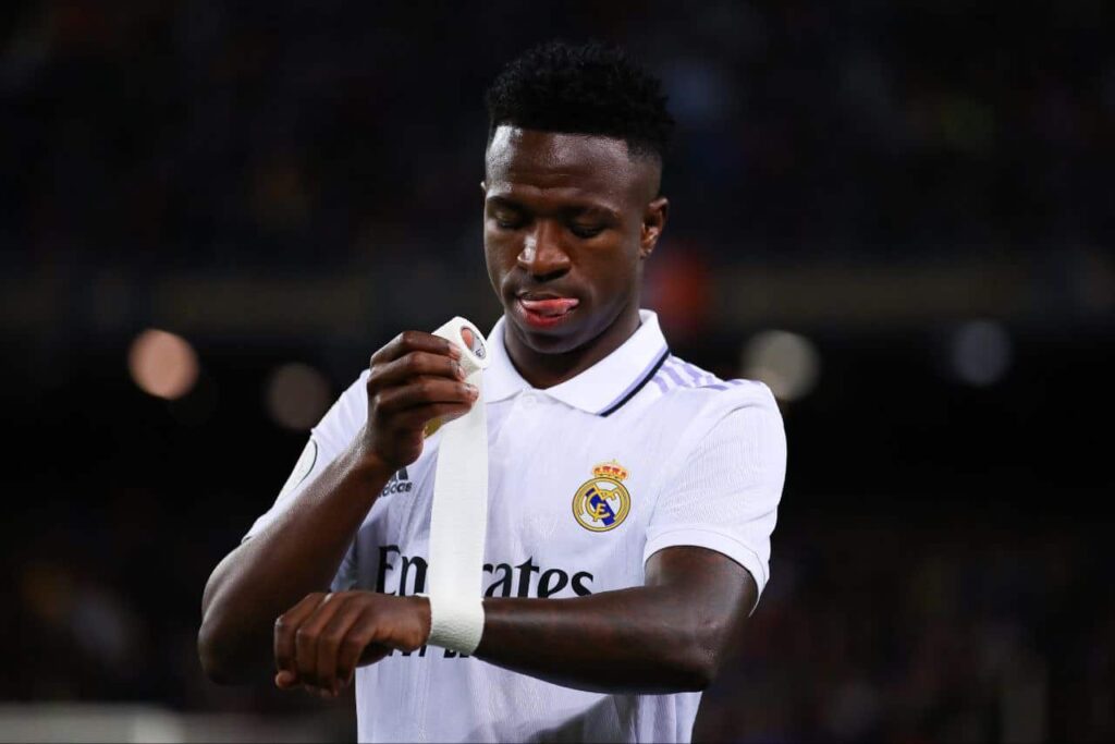 كوره الأن |ليلة الحقيقة للنجم البرازيلي.. فينيسيوس تحت الضغط في مواجهة بنفيكا