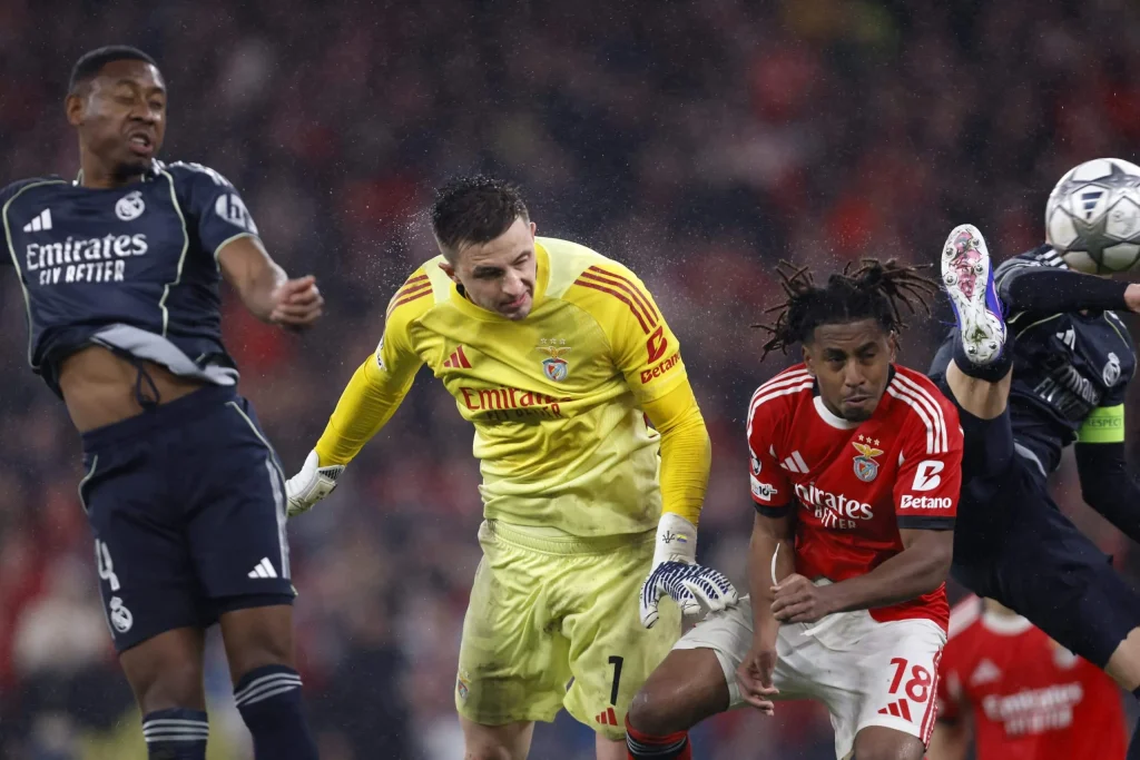 كوره الأن |ما القناة الناقلة لمباراة ريال مدريد ضد بنفيكا في ذهاب ملحق دوري أبطال أوروبا؟